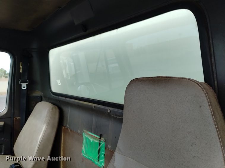 image for item DK8790 1995 International 4900  sewer jetter truck