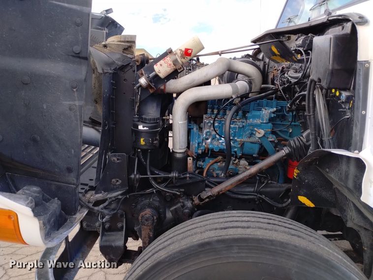 image for item DK8790 1995 International 4900  sewer jetter truck