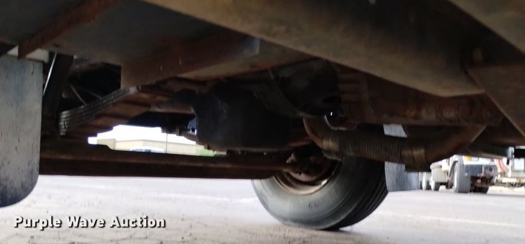 image for item DK8790 1995 International 4900  sewer jetter truck