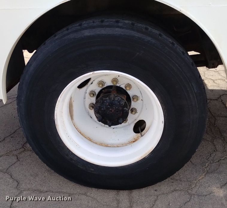 image for item DK8790 1995 International 4900  sewer jetter truck