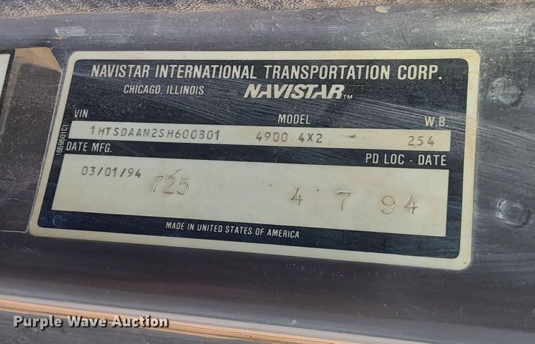 image for item DK8790 1995 International 4900  sewer jetter truck