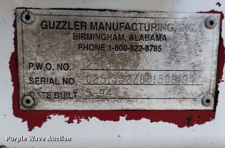 image for item DK8791 1994 Ford L9000  vacuum truck