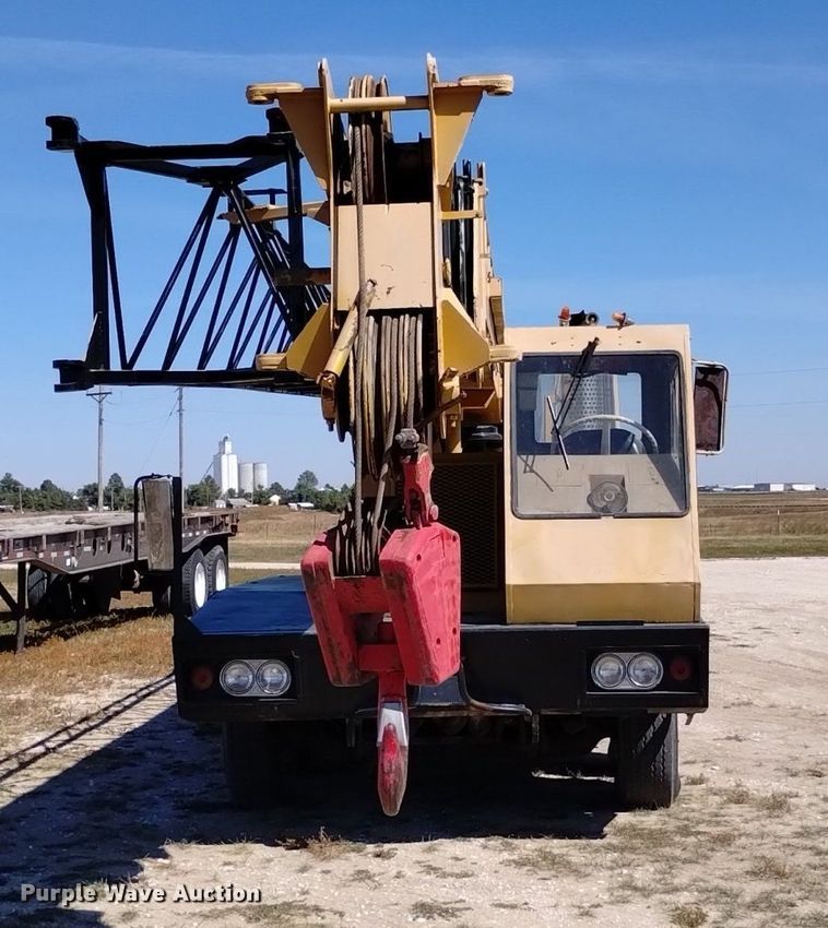 image for item DK8797 Hendrickson 30-DH  crane