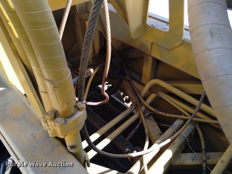 image for item DK8797 Hendrickson 30-DH  crane