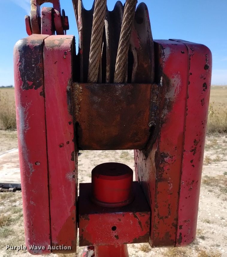 image for item DK8797 Hendrickson 30-DH  crane