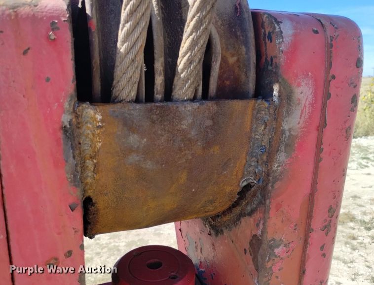 image for item DK8797 Hendrickson 30-DH  crane