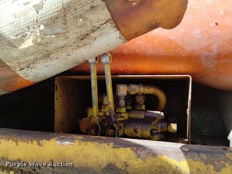 image for item DK8797 Hendrickson 30-DH  crane