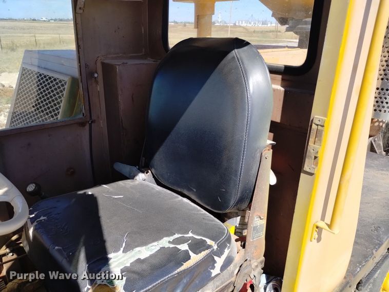 image for item DK8797 Hendrickson 30-DH  crane