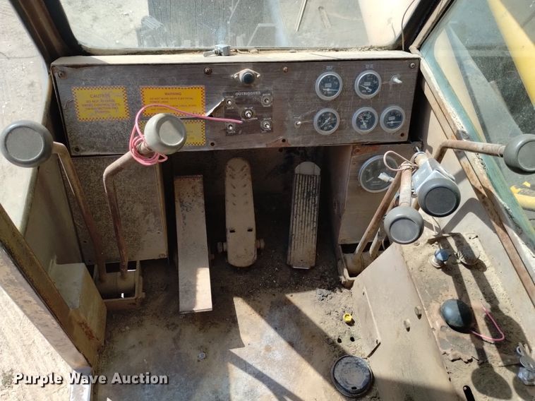 image for item DK8797 Hendrickson 30-DH  crane