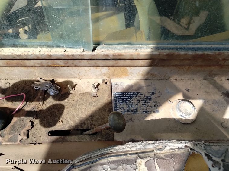 image for item DK8797 Hendrickson 30-DH  crane