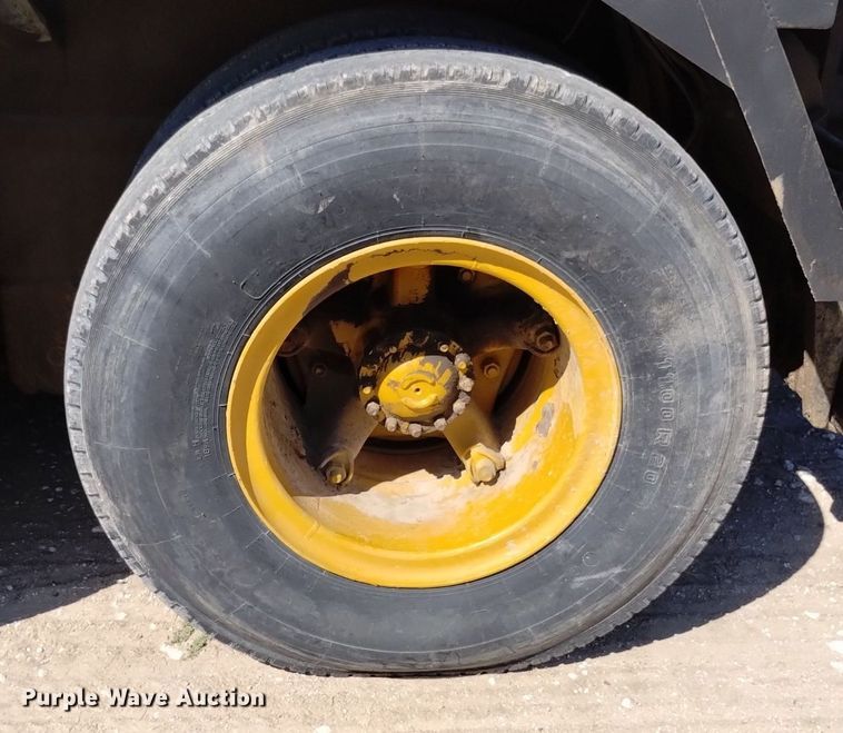 image for item DK8797 Hendrickson 30-DH  crane