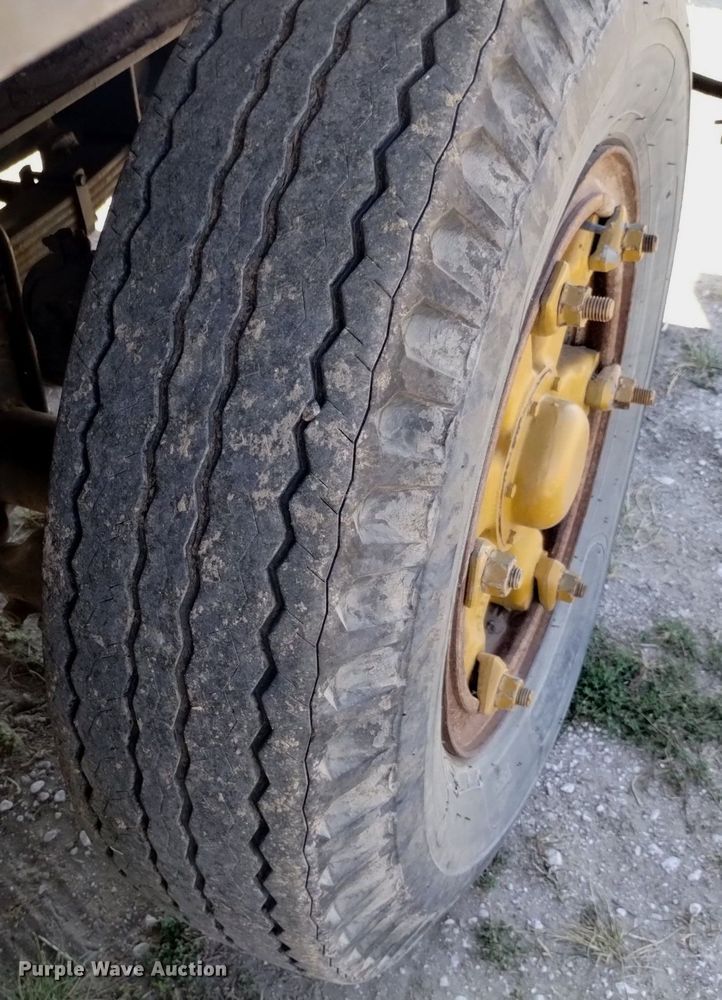 image for item DK8797 Hendrickson 30-DH  crane