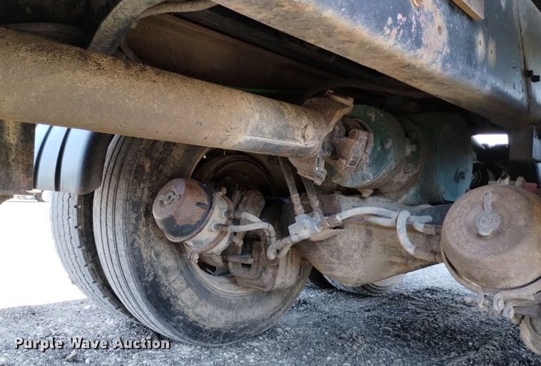 image for item DK8798 1980 Mack  hook lift truck