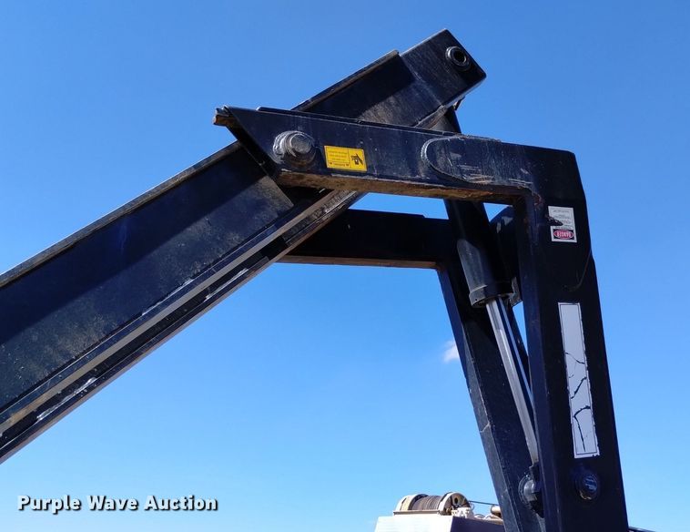 image for item DK8798 1980 Mack  hook lift truck