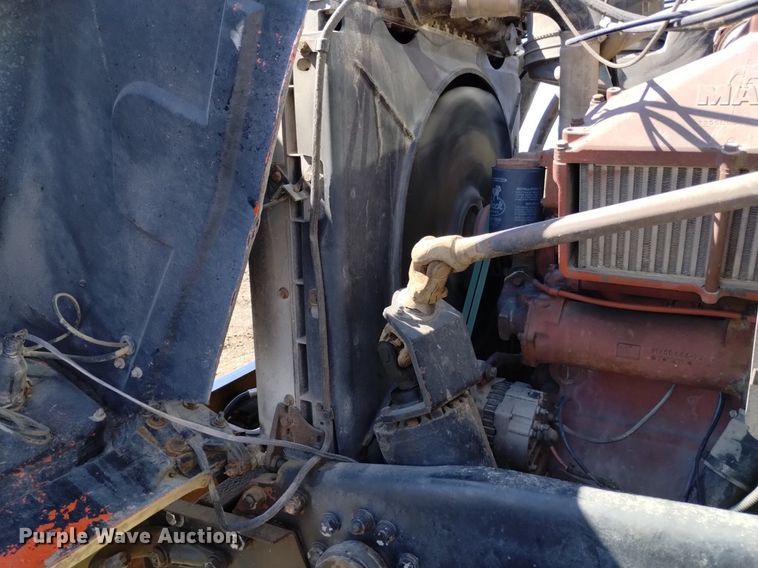 image for item DK8798 1980 Mack  hook lift truck