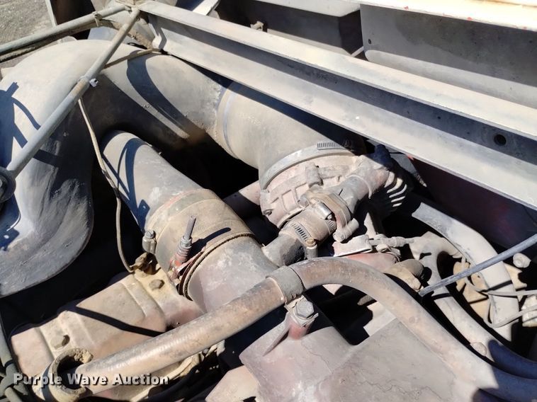 image for item DK8798 1980 Mack  hook lift truck