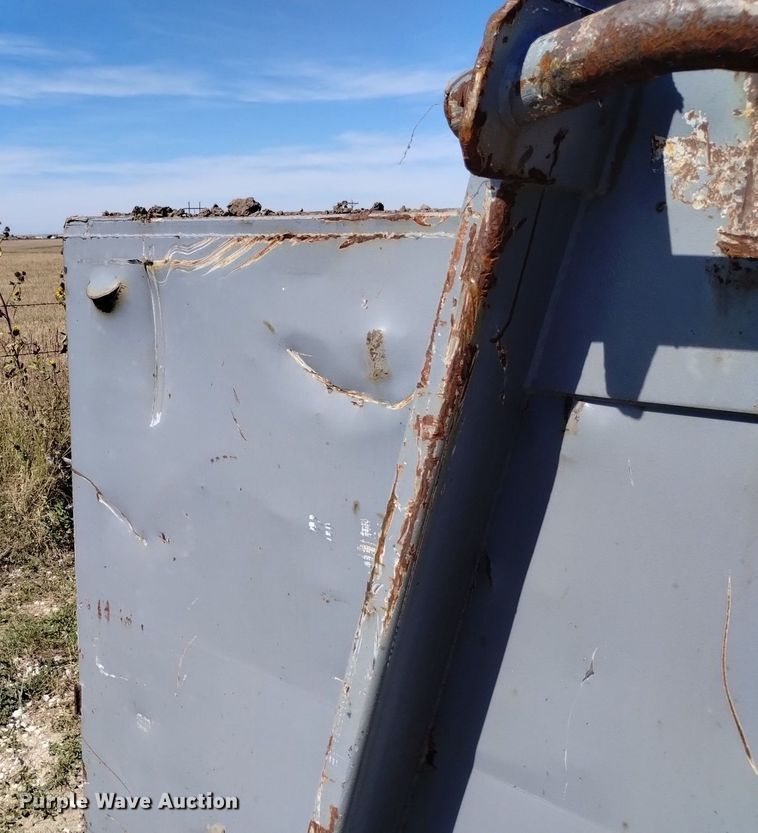 image for item DK8798 1980 Mack  hook lift truck