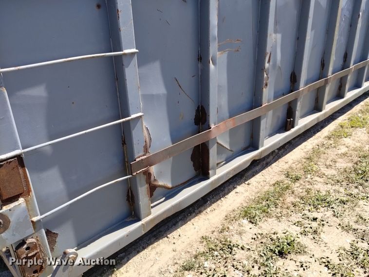 image for item DK8798 1980 Mack  hook lift truck