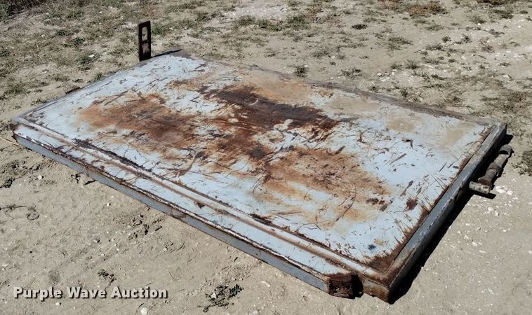 image for item DK8798 1980 Mack  hook lift truck