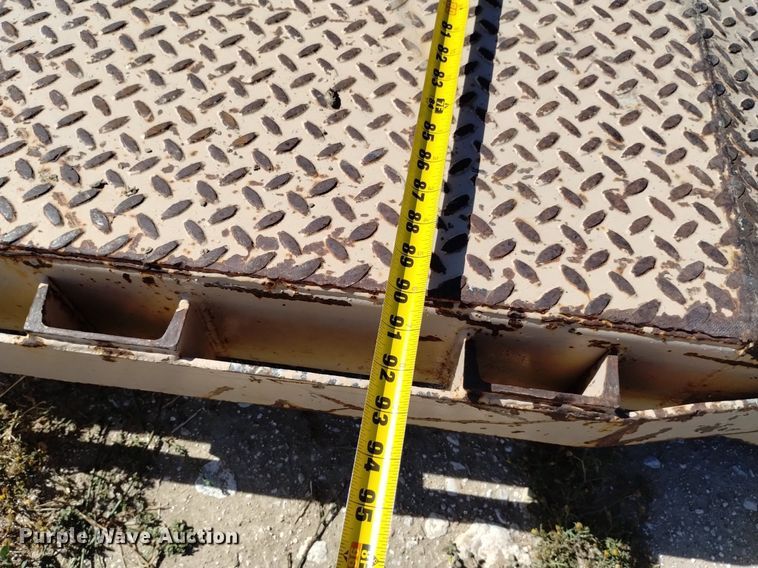 image for item DK8798 1980 Mack  hook lift truck