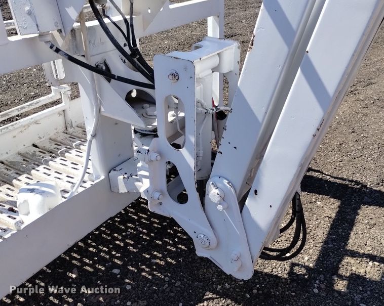 image for item DK8799 2000 Snorkel ATB-50KU  boom lift