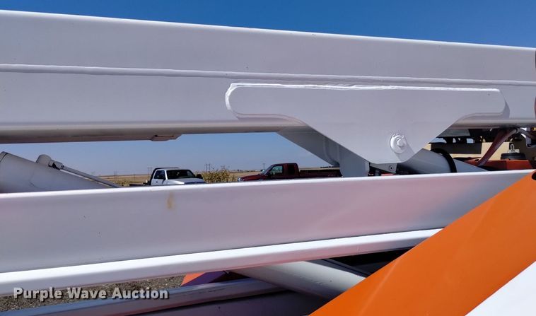 image for item DK8799 2000 Snorkel ATB-50KU  boom lift