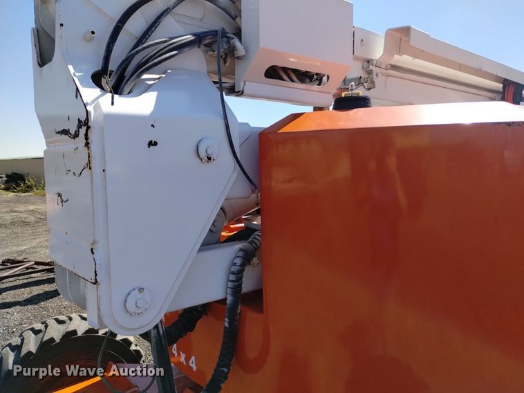 image for item DK8799 2000 Snorkel ATB-50KU  boom lift