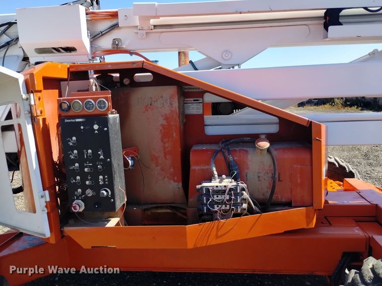 image for item DK8799 2000 Snorkel ATB-50KU  boom lift