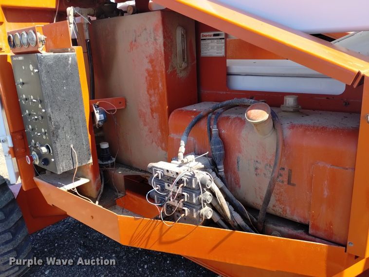 image for item DK8799 2000 Snorkel ATB-50KU  boom lift