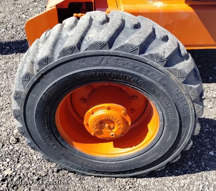 image for item DK8799 2000 Snorkel ATB-50KU  boom lift