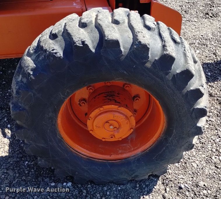 image for item DK8799 2000 Snorkel ATB-50KU  boom lift