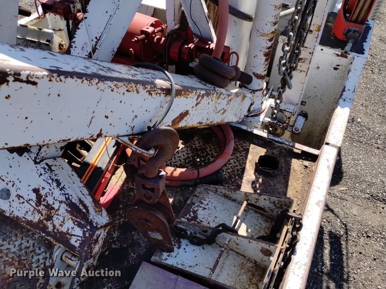 image for item DK8800 1986 GMC General  tow truck