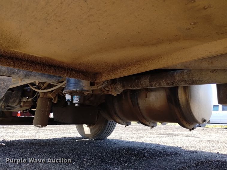 image for item DK8800 1986 GMC General  tow truck