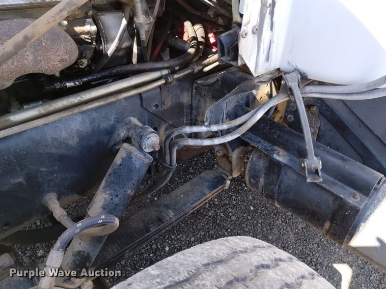 image for item DK8800 1986 GMC General  tow truck