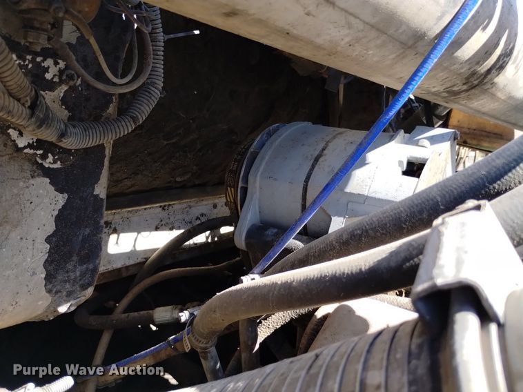 image for item DK8800 1986 GMC General  tow truck