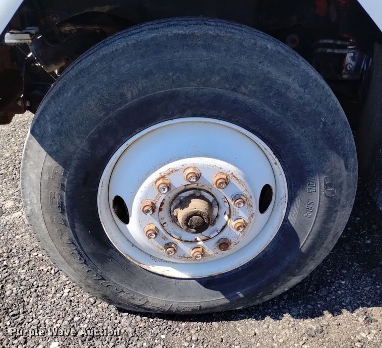 image for item DK8800 1986 GMC General  tow truck