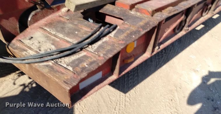 image for item DK8802 1993 Witzco Challenger RG-35  lowboy equipment trailer