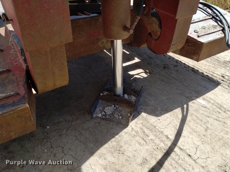 image for item DK8802 1993 Witzco Challenger RG-35  lowboy equipment trailer