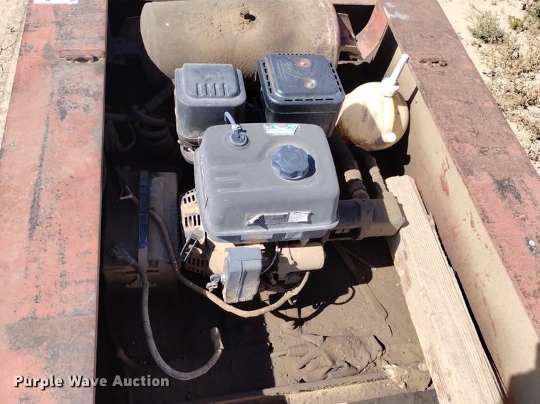 image for item DK8802 1993 Witzco Challenger RG-35  lowboy equipment trailer