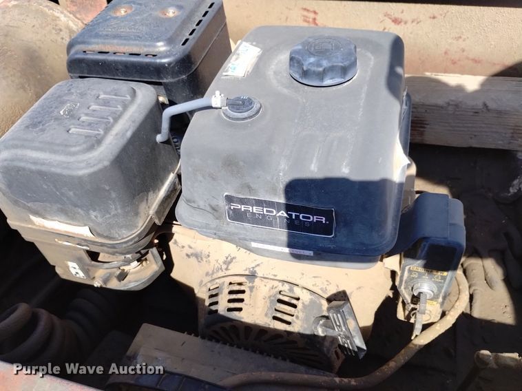 image for item DK8802 1993 Witzco Challenger RG-35  lowboy equipment trailer