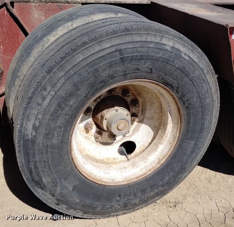 image for item DK8802 1993 Witzco Challenger RG-35  lowboy equipment trailer