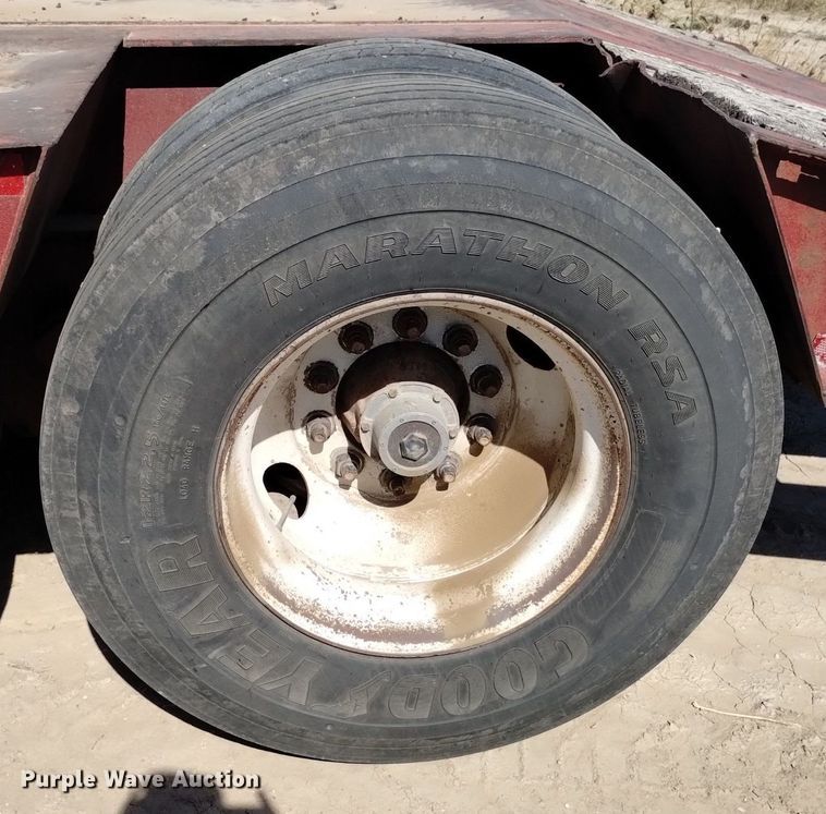 image for item DK8802 1993 Witzco Challenger RG-35  lowboy equipment trailer