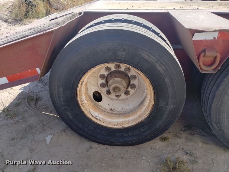 image for item DK8802 1993 Witzco Challenger RG-35  lowboy equipment trailer