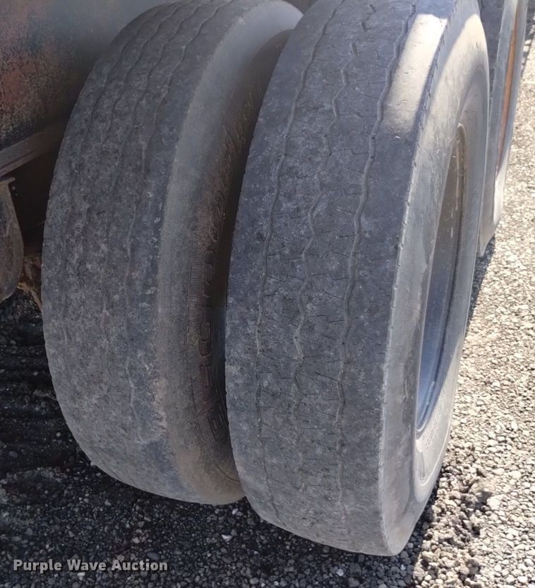 image for item DK8803 1998 Great Dane GPMS248  scrap trailer