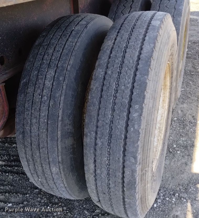 image for item DK8803 1998 Great Dane GPMS248  scrap trailer