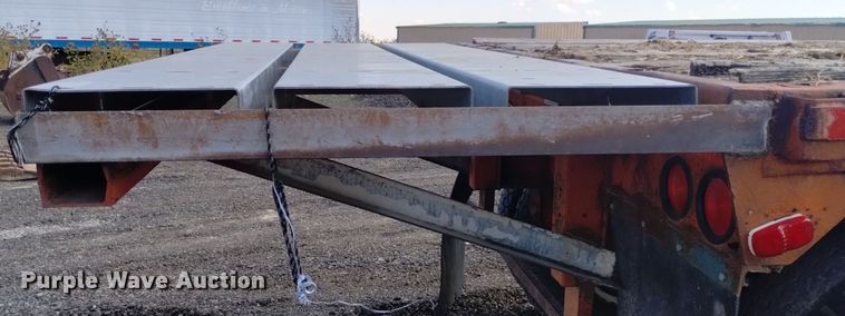 image for item DK8804 1985 Trailmobile F7AT-5CAJ  flatbed trailer