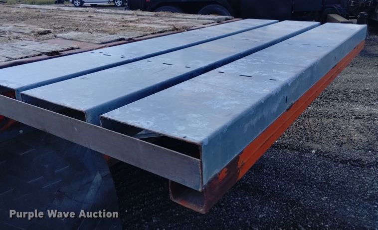 image for item DK8804 1985 Trailmobile F7AT-5CAJ  flatbed trailer