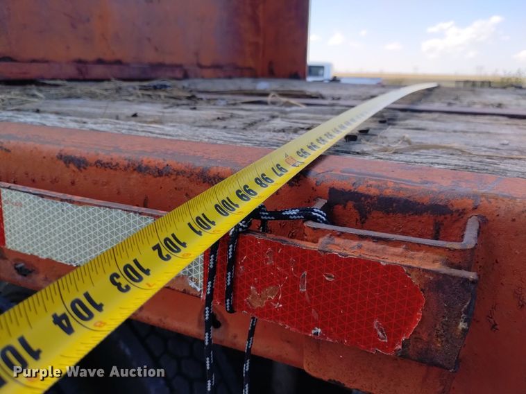 image for item DK8804 1985 Trailmobile F7AT-5CAJ  flatbed trailer