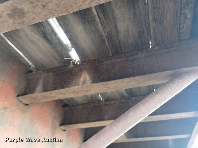 image for item DK8804 1985 Trailmobile F7AT-5CAJ  flatbed trailer