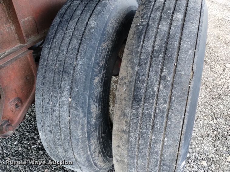 image for item DK8804 1985 Trailmobile F7AT-5CAJ  flatbed trailer